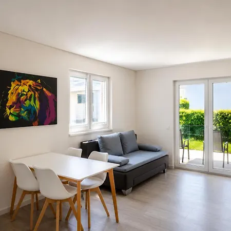 Crown Living Design - Gratis Parkplatz - Wlan - Küche - Self Check-in Altach